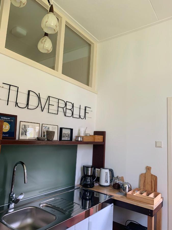 Pastorie Tijdverblijf Zuidhorn 外观 照片